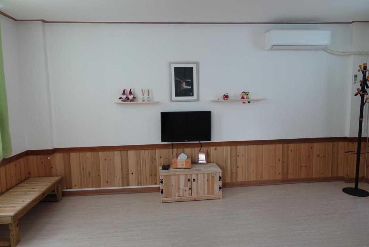 Pongdang Guesthouse จอนจู ภายนอก รูปภาพ